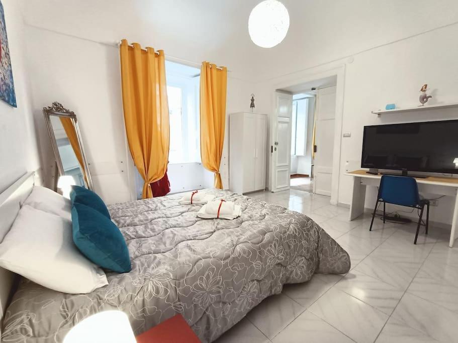 Fashion Cathedral Apartment, Centro Storico Napoli Extérieur photo