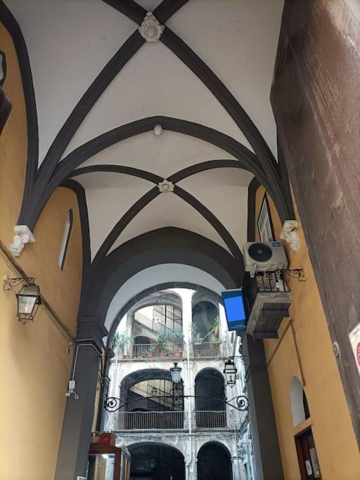 Fashion Cathedral Apartment, Centro Storico Napoli Extérieur photo